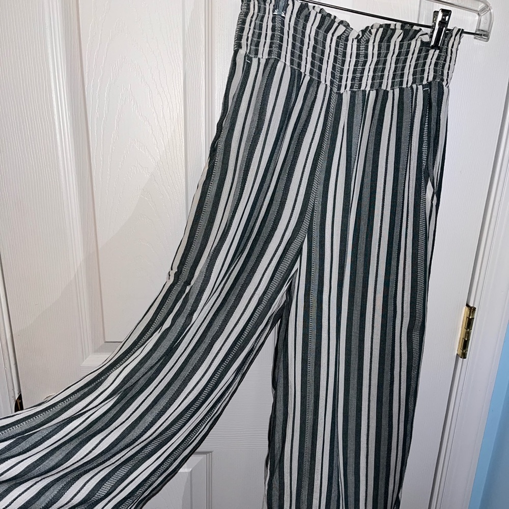 Wide Leg Striped Pants - American Eagle